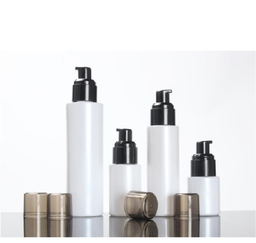 Essence Serum Toner - 120mlフロスト加工/グリーン/ブルー/ホワイトガラスボトル黒色ポンプ蓋付き美容液/ローション/乳液/ファンデーション/化粧水エッセンス化粧品容器