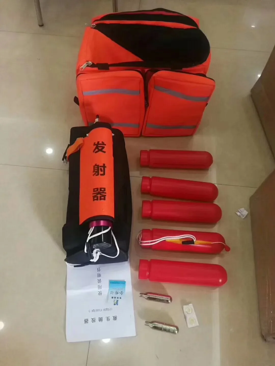 救命投擲器 ライン投擲装置 救命アンカーフック 海難救助用  - Korean Lifestyle & Kids Boutique Photos のレビューと価格
